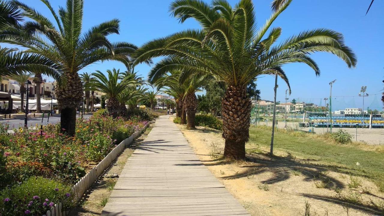 Seaside Memories Of Rethymno Apartment Exterior photo